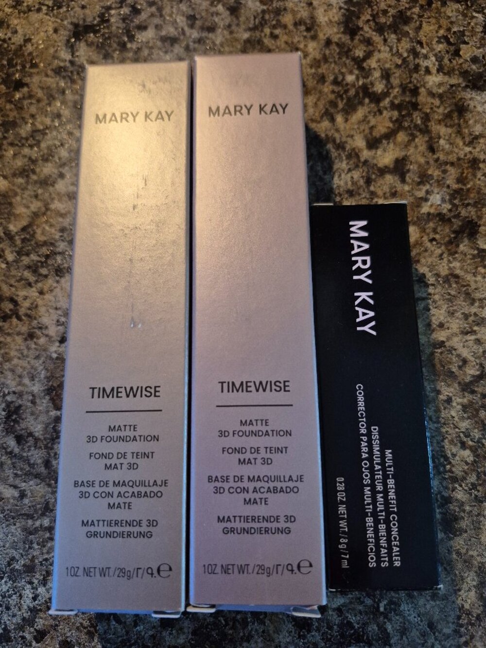 Mary Kay Matte 3D Foundation , Med 3